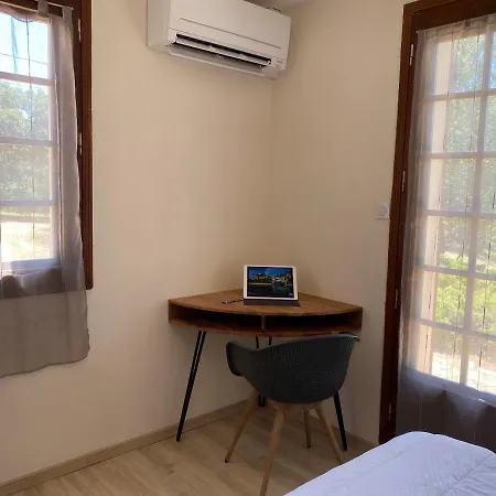 Lavande Avec Piscine Privee Classe 4 Etoiles 아파트 *